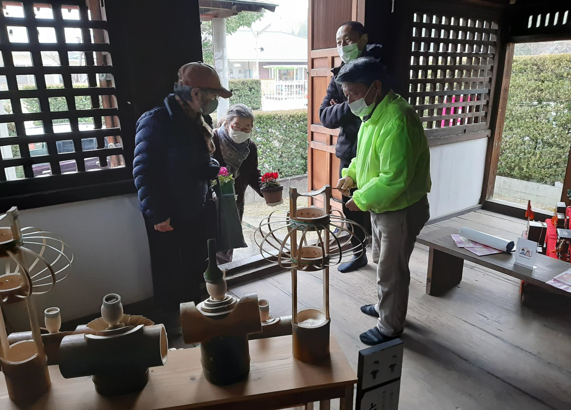 とんかちの「東高野街道八幡まちかどひなまつり」e